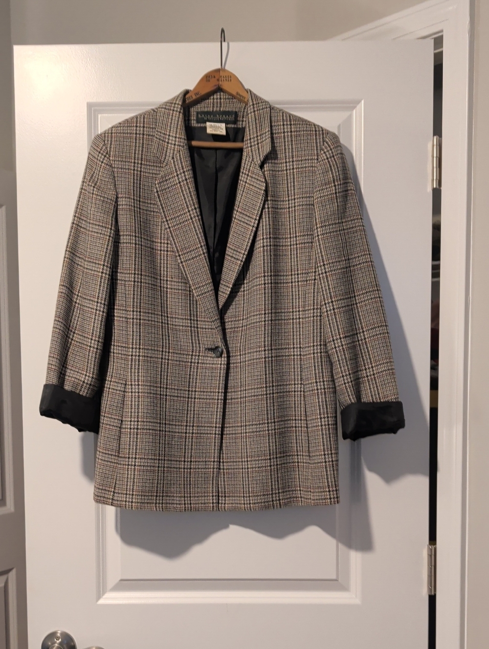 Harve Benard Plaid Single-Button Blazer in Black and Cream